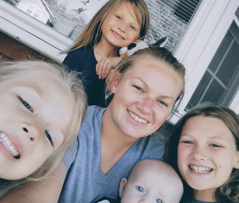 Sierra Jo Williamson Train Accident: 31-Year-Old Woman Killed in Heartbreaking Train-Related Incident late Saturday Night