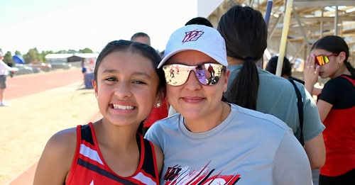 Felice Flores and Siana Obituary: 44-Year-Old Woman and 14-Year-Old Girl Killed in Hockley County Crash